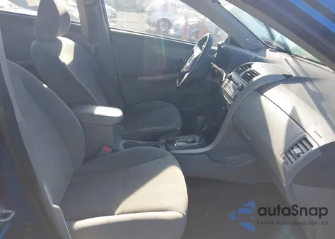 2010 Toyota Corolla Le z USA, uszkodzony, nr VIN 1NXBU4EEXAZ339251